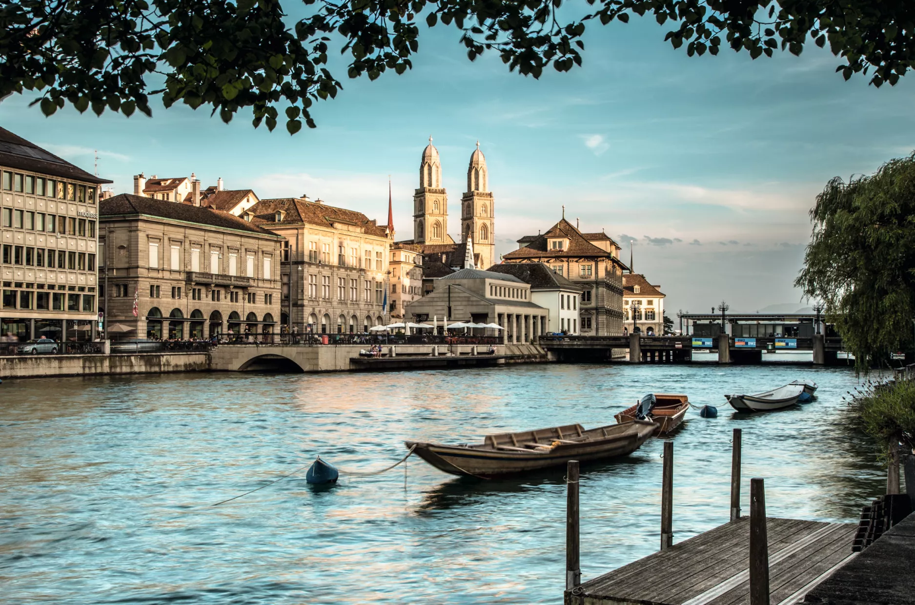 Blick auf Limmatquai Zürich Blick auf Limmatquai Zürich